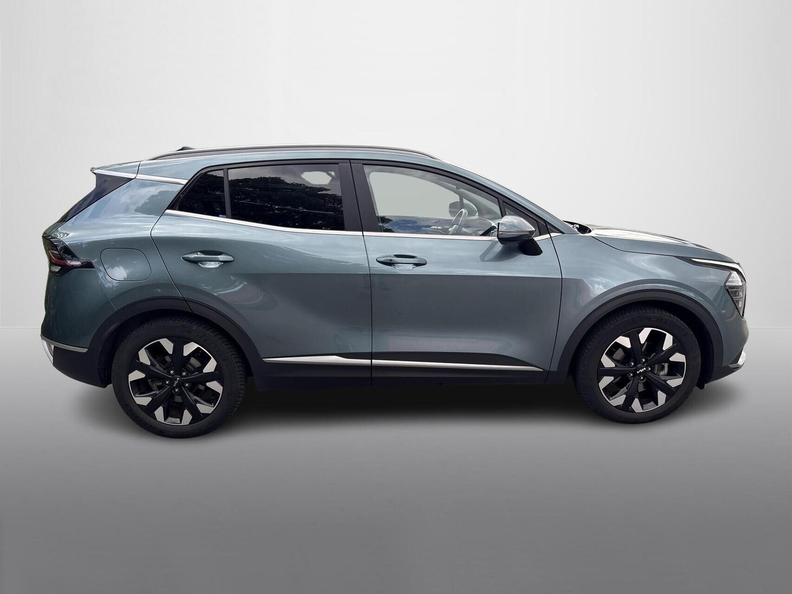 Grå Kia Sportage fra 2022
