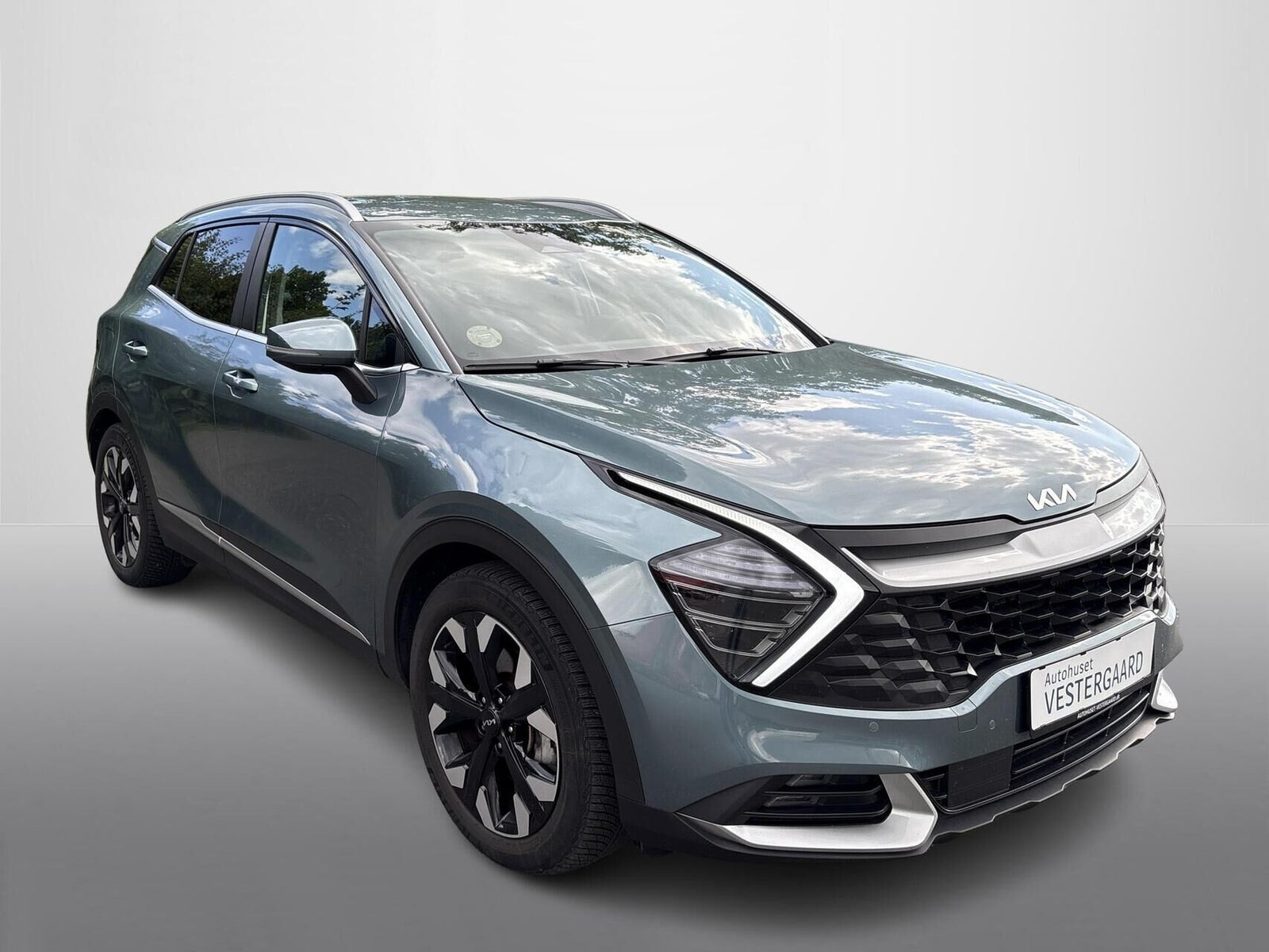 Grå Kia Sportage fra 2022