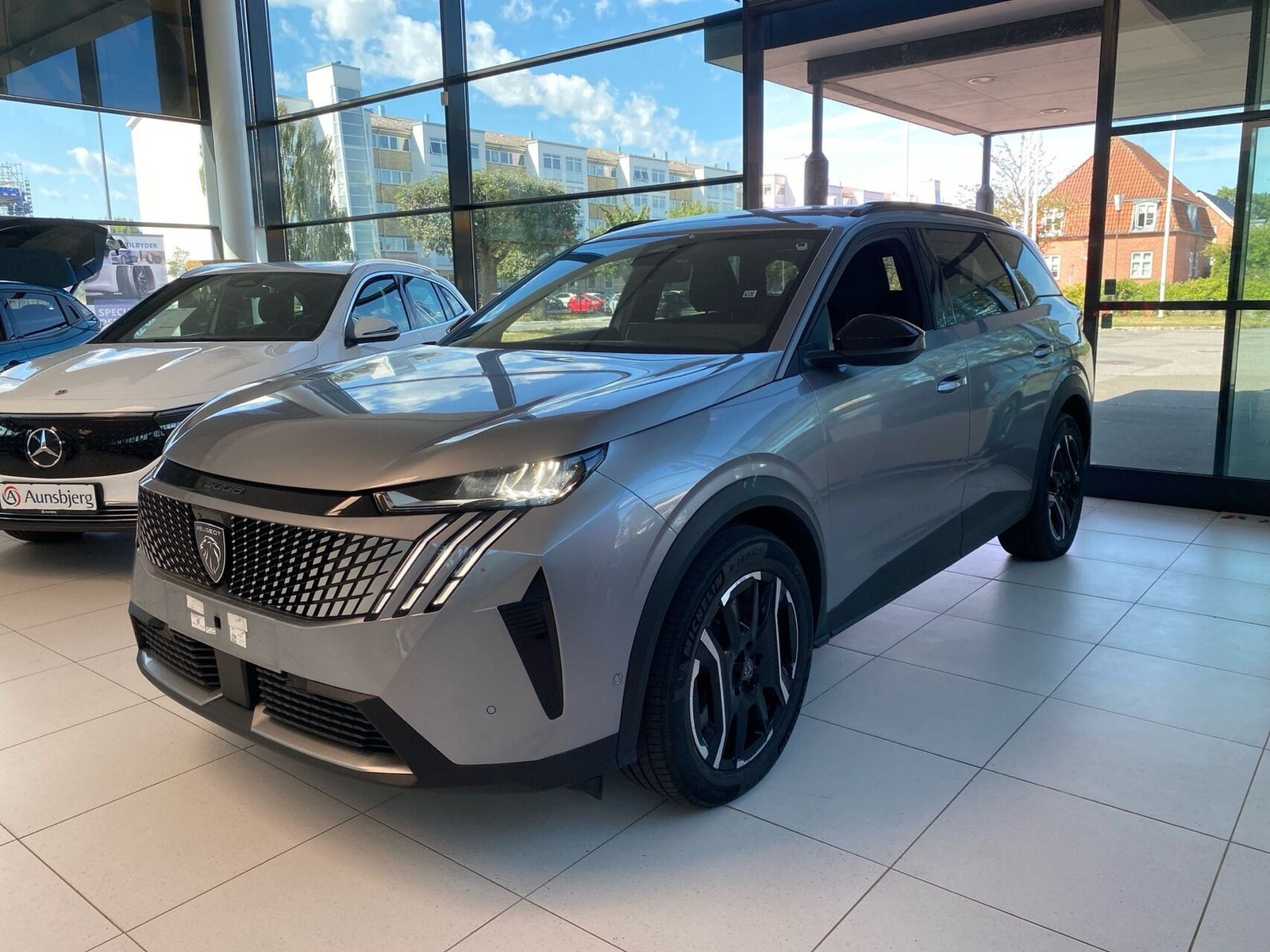 Peugeot e-5008 77 Allure 7prs