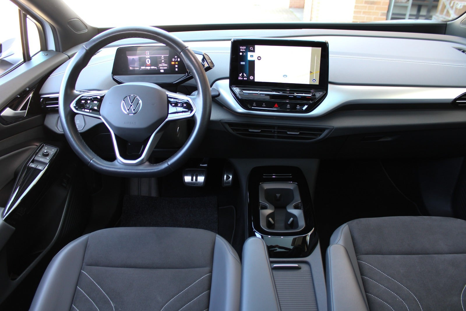Hvid VW ID.4 fra 2023