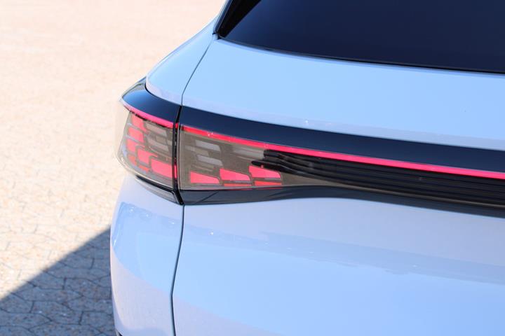 Hvid VW ID.4 fra 2023