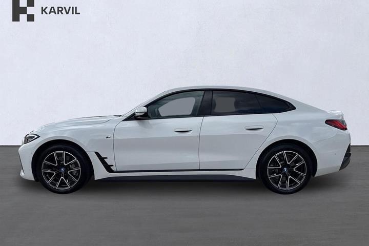 Hvid BMW i4 fra 2023