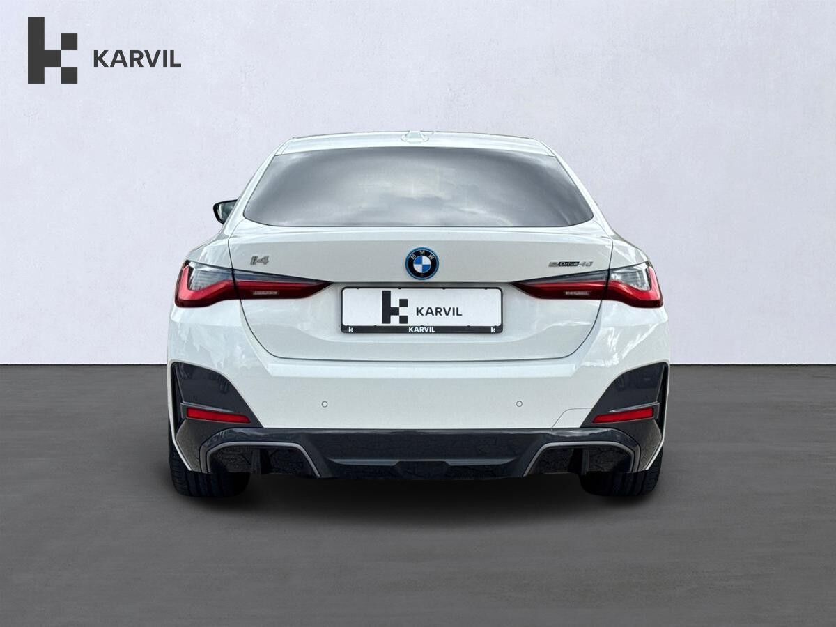 Hvid BMW i4 fra 2023