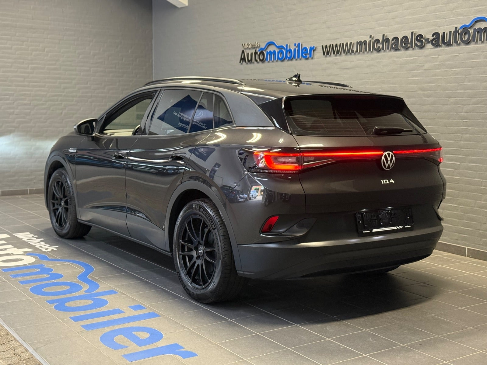 Grå VW ID.4 fra 2022