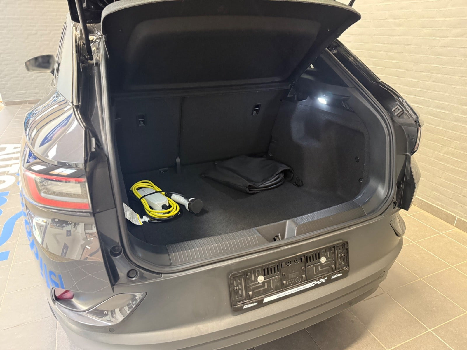 Grå VW ID.4 fra 2022