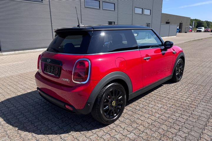 undefined Mini Cooper SE fra 2022