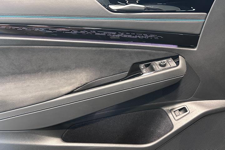 Sort VW ID.7 fra 2024