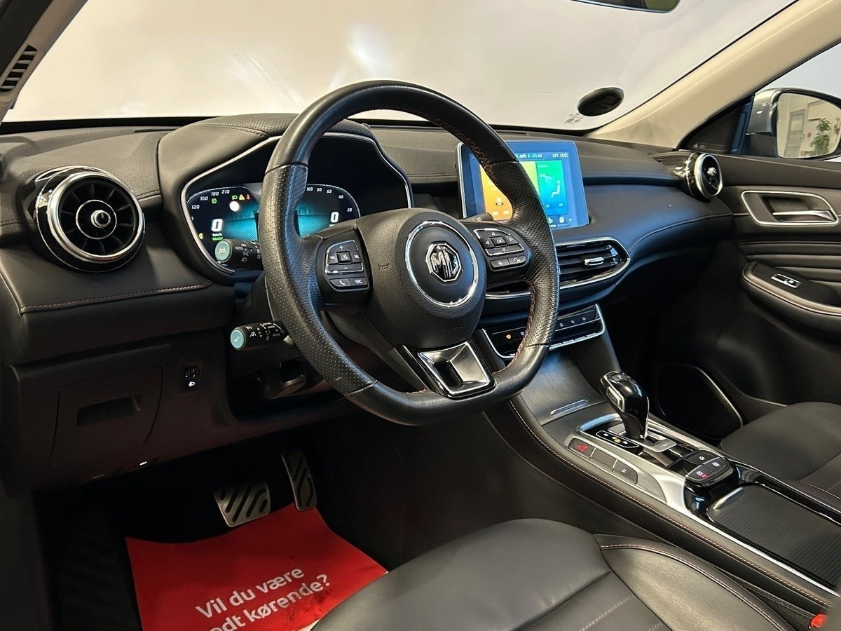 MG EHS PHEV EDU II, 258hp, 2021