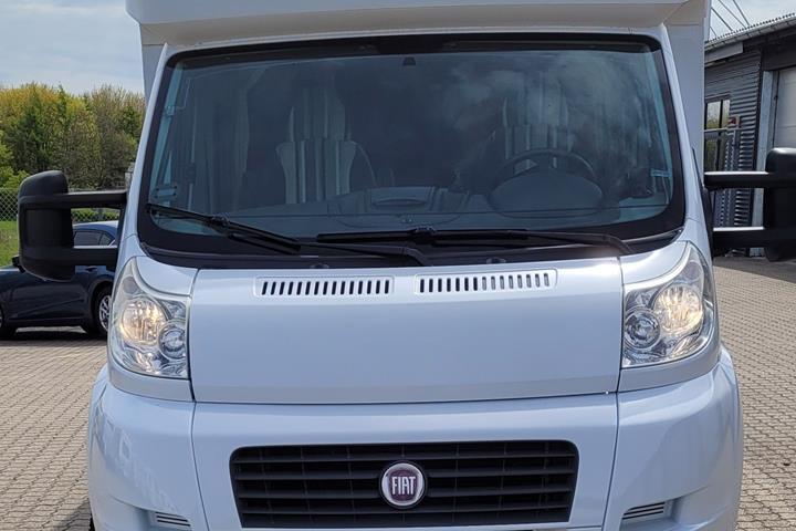 Hvid Fiat Ducato fra 2008