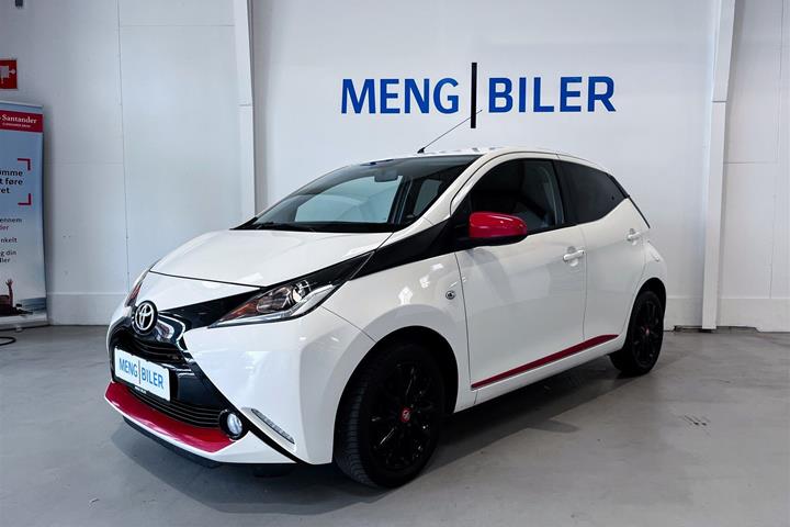 Hvid Toyota Aygo fra 2017
