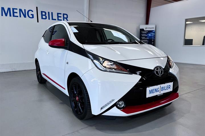Hvid Toyota Aygo fra 2017