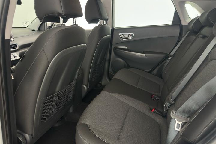 Hvid Hyundai Kona fra 2021
