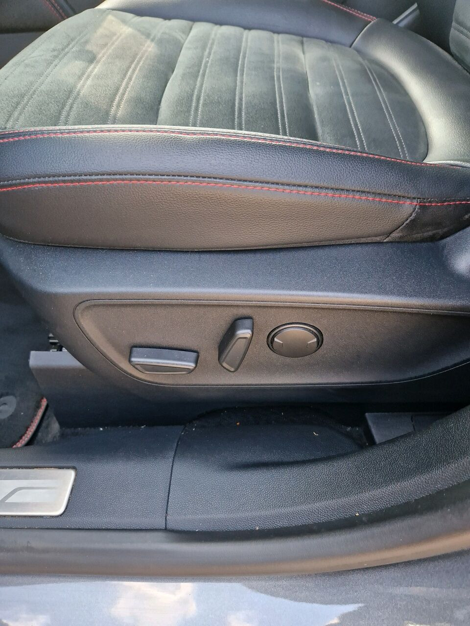 undefined Ford Kuga fra 2020