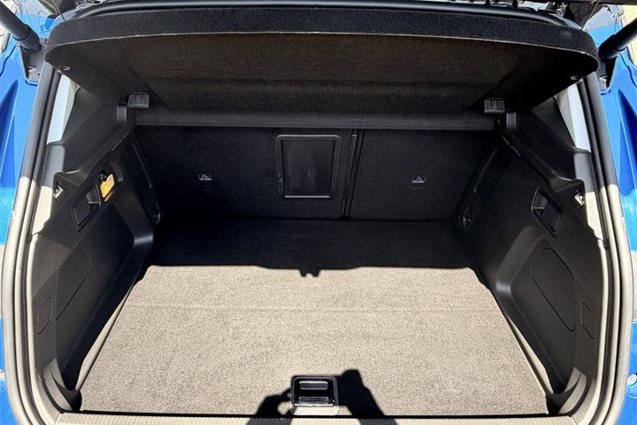 Blå Opel Grandland X fra 2020