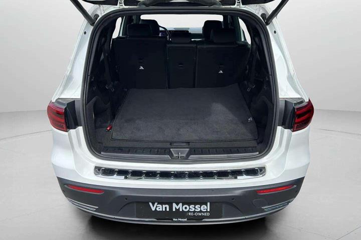 Hvid Mercedes EQB 250+ fra 2024