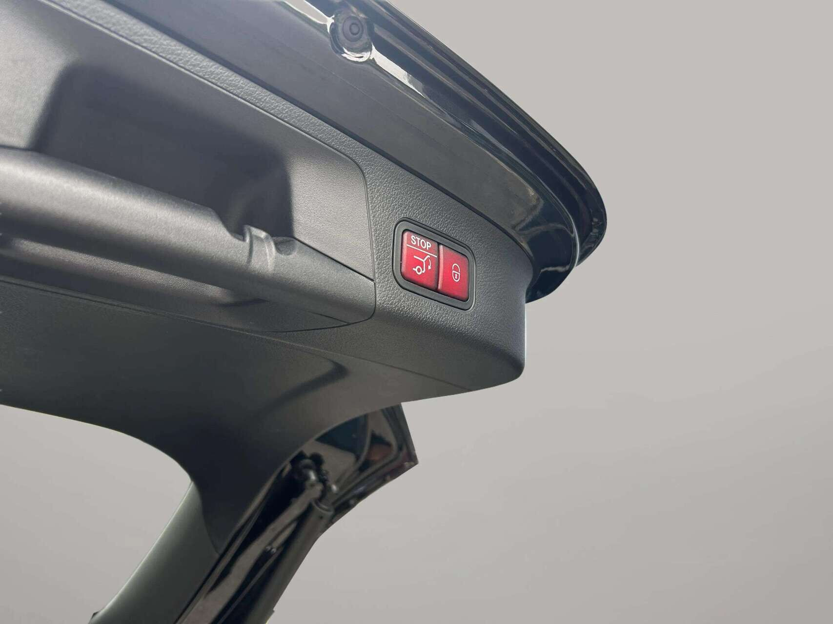 Sort Mercedes EQA 250+ fra 2025