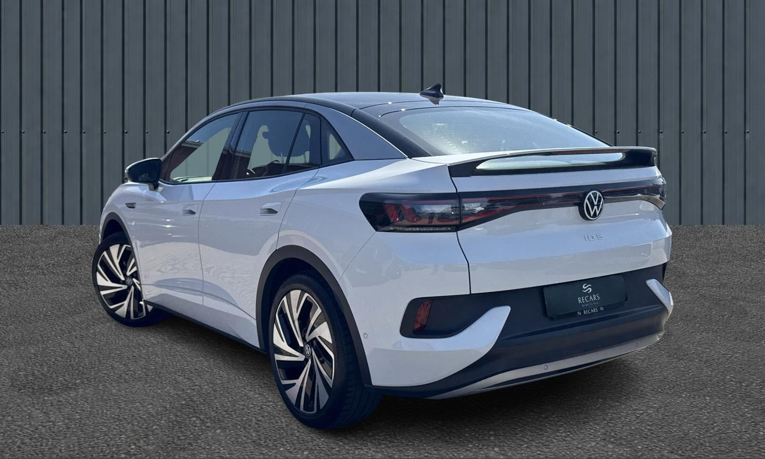 Hvid VW ID.5 fra 2023