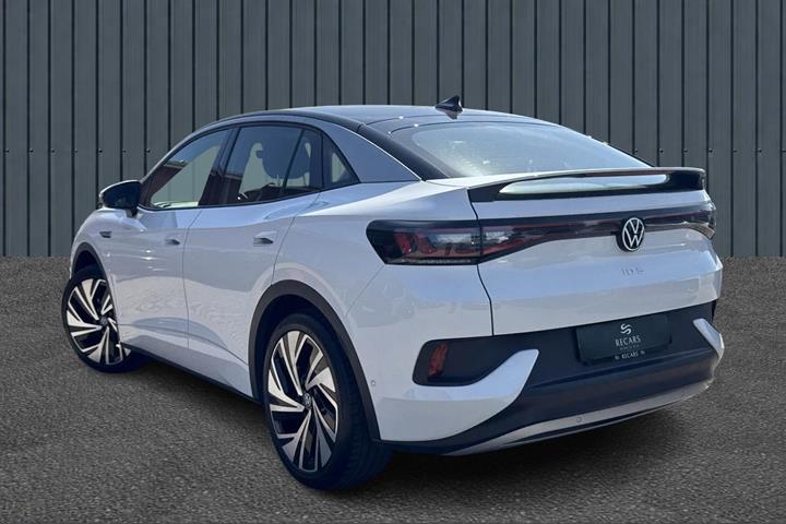 Hvid VW ID.5 fra 2023