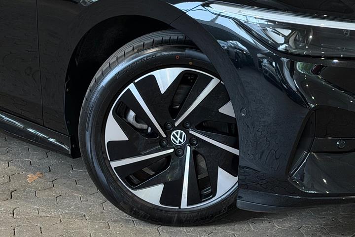 Sort VW ID.7 fra 2024