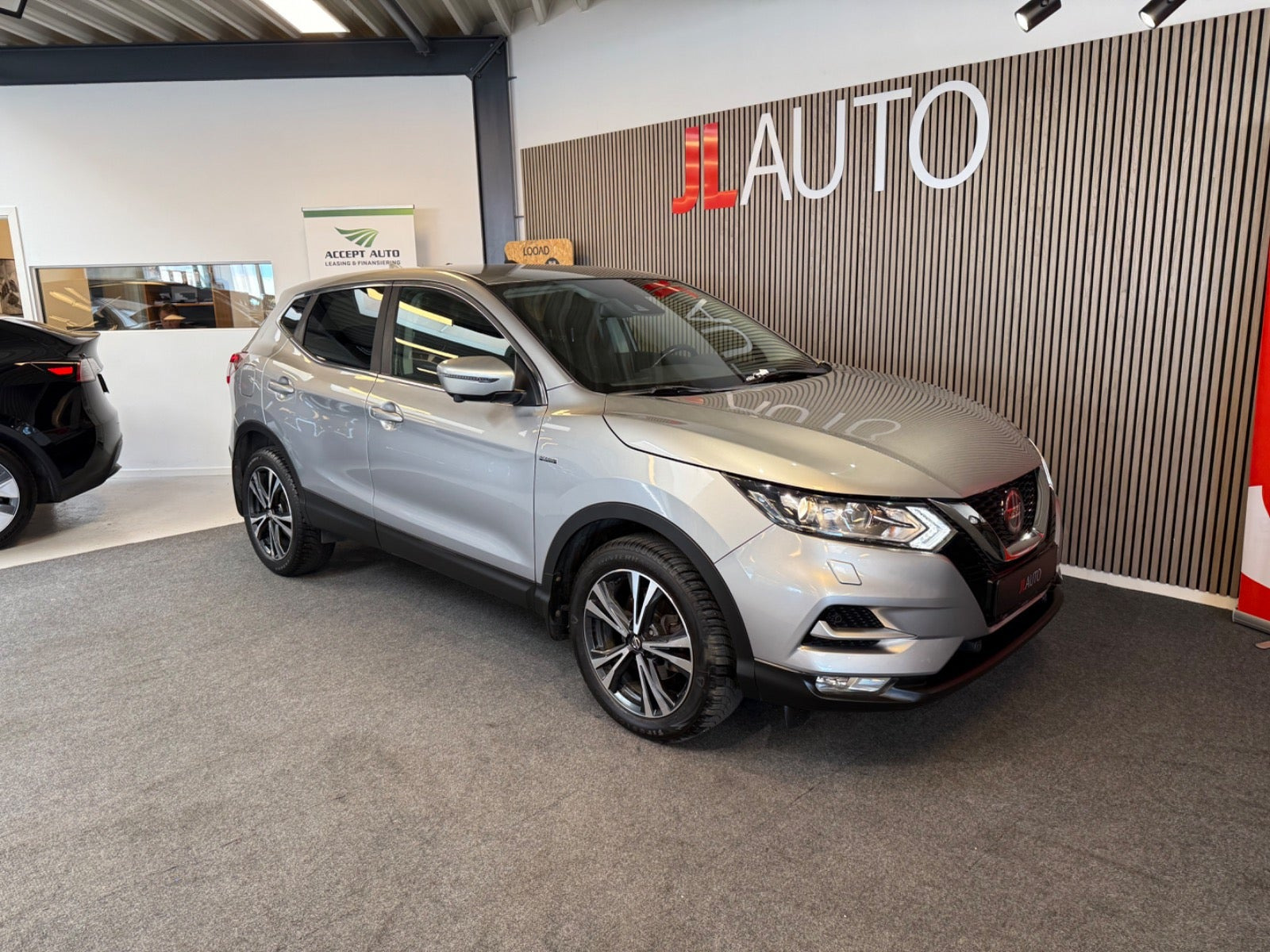Sølv Nissan Qashqai fra 2019