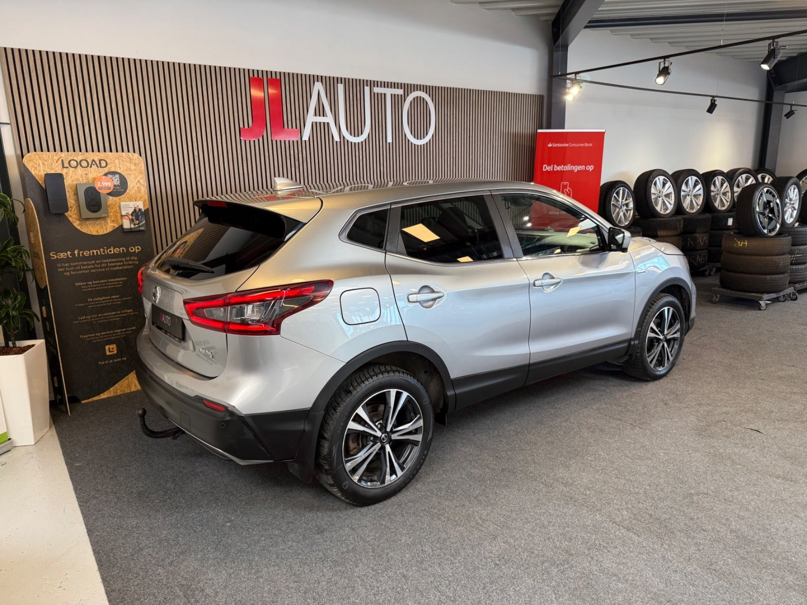 Sølv Nissan Qashqai fra 2019