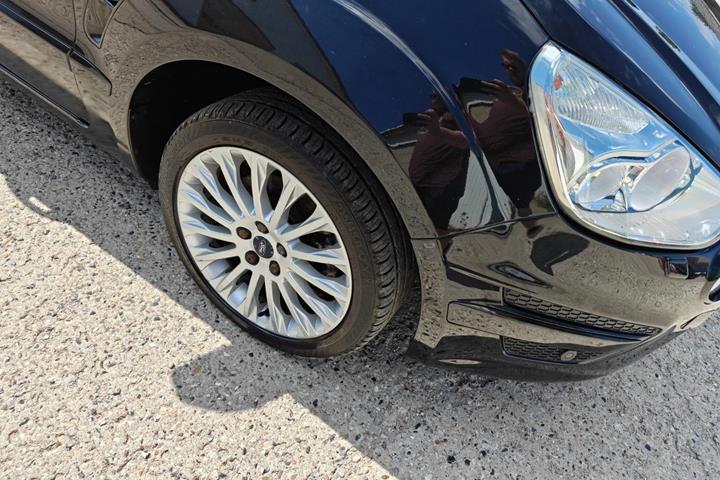undefined Ford S-MAX fra 2012
