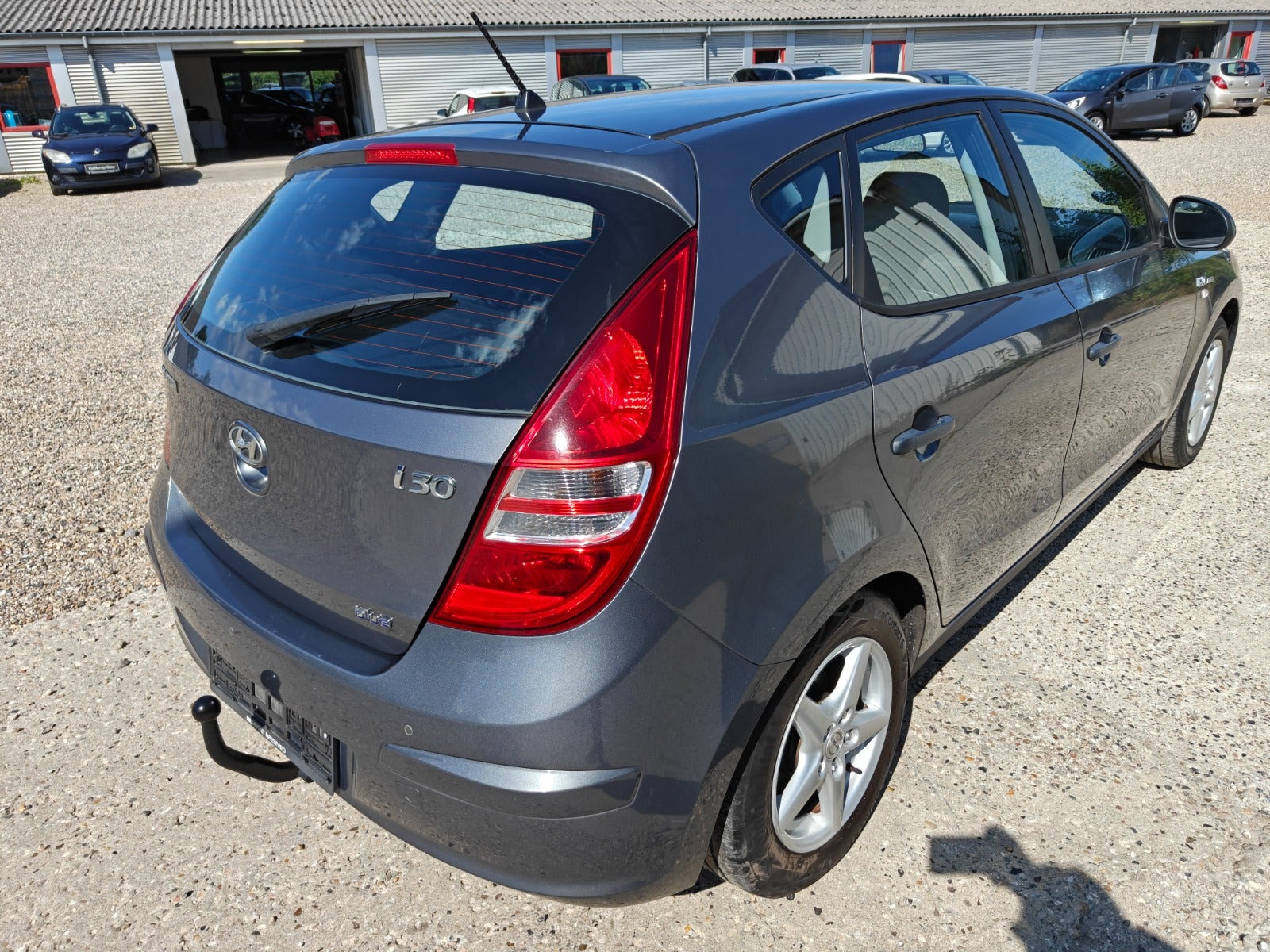 Gul Hyundai i30 fra 2010