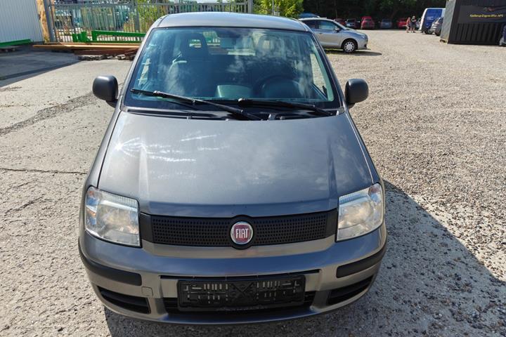 Gul Fiat Panda fra 2012