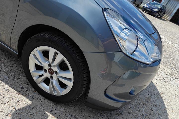 Gul Citroën DS3 fra 2010
