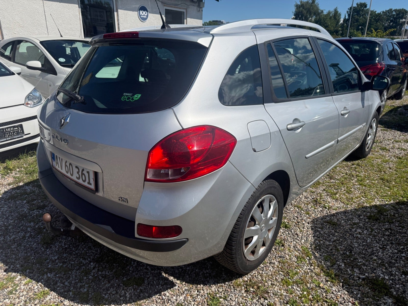 Sølv Renault Clio III fra 2012