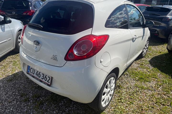 Hvid Ford Ka fra 2013