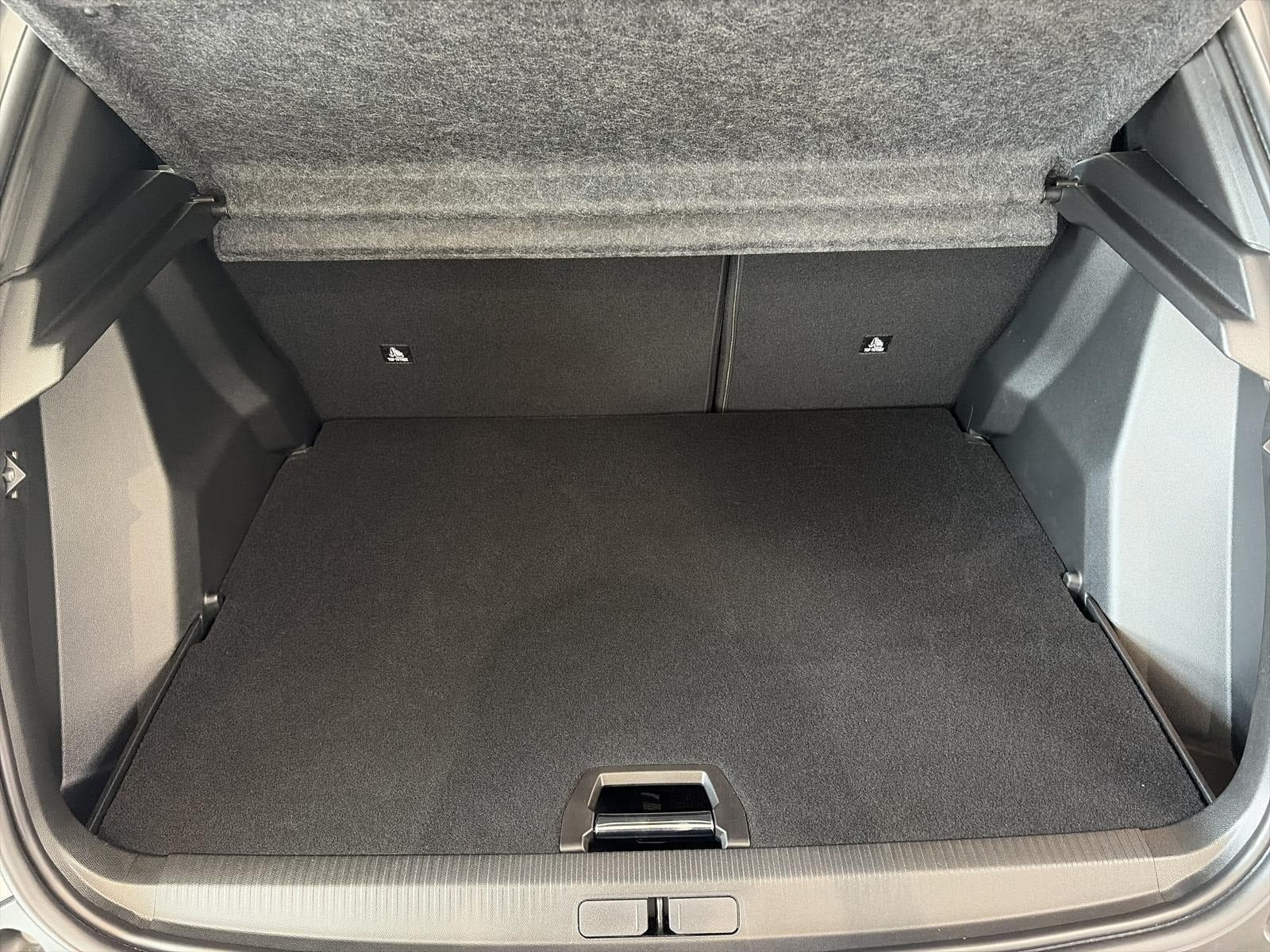 undefined Peugeot e-2008 fra 2024