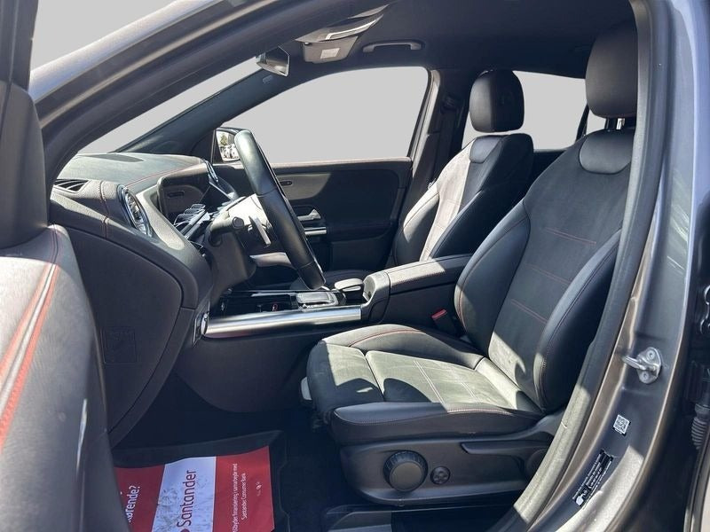 Grå Mercedes EQA250 fra 2021