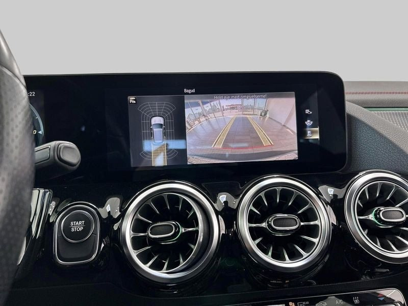 Grå Mercedes EQA250 fra 2021