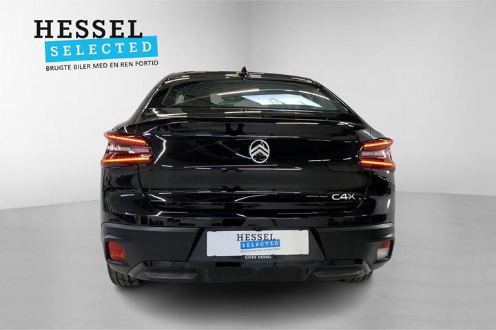 Sort Citroën ë-C4 X fra 2025