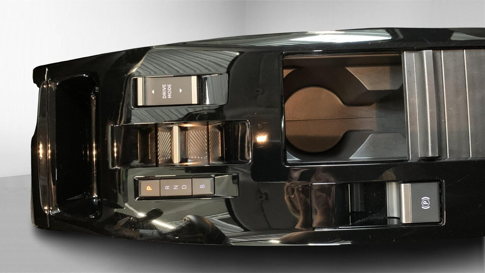 Sort Citroën ë-C4 X fra 2025