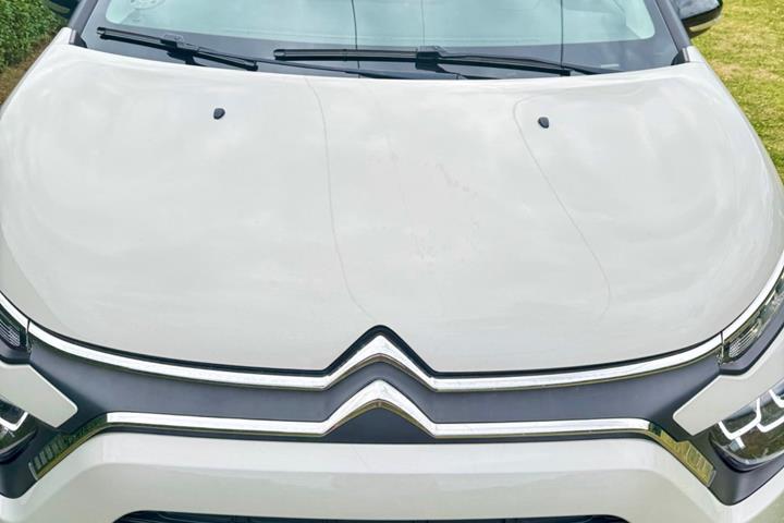 Beige Citroën C3 fra 2024