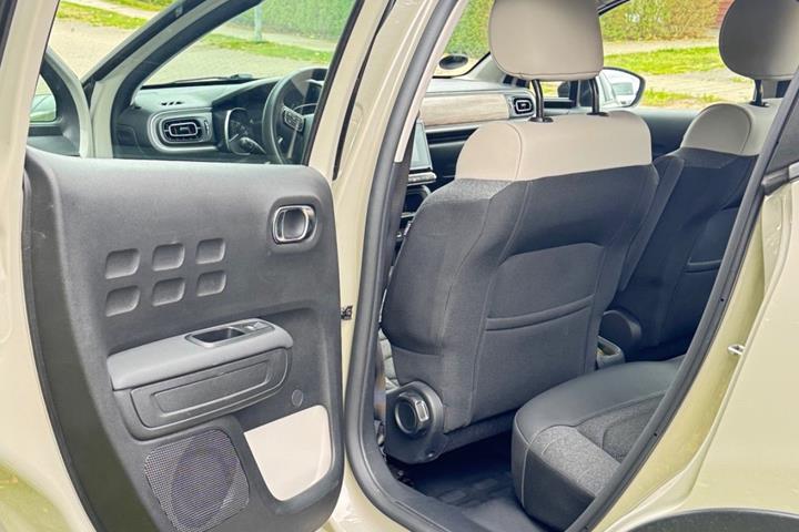 Beige Citroën C3 fra 2024