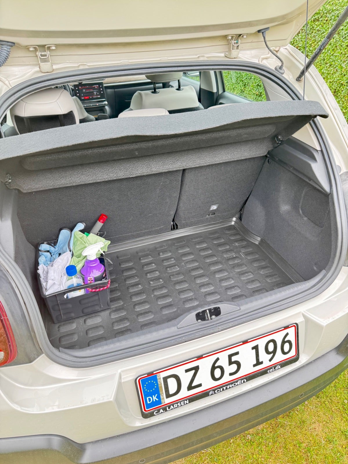 Beige Citroën C3 fra 2024
