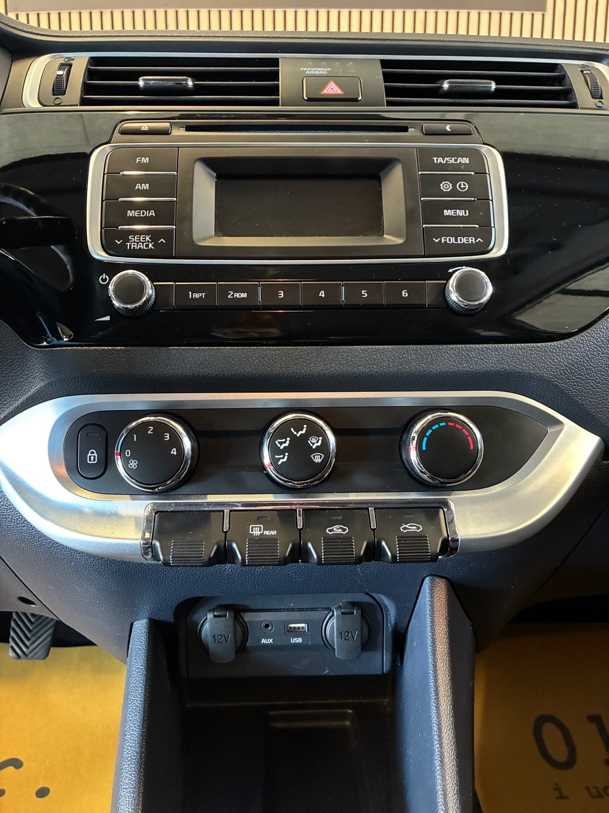 Hvid Kia Rio fra 2015
