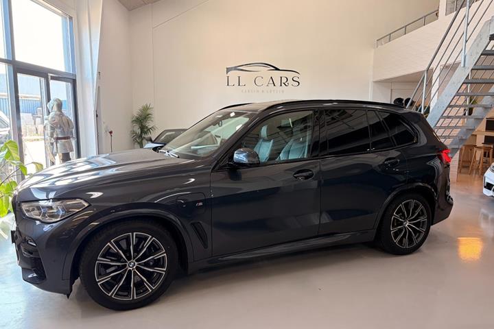 undefined BMW X5 fra 2020
