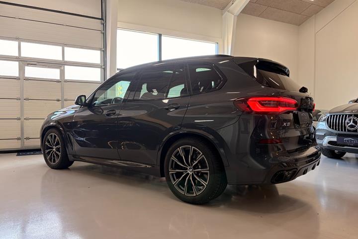 undefined BMW X5 fra 2020