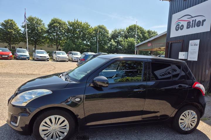 Grøn Suzuki Swift fra 2015