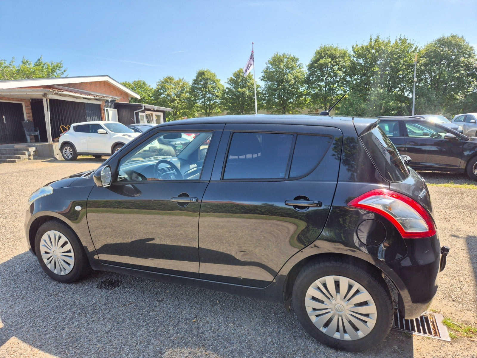 Grøn Suzuki Swift fra 2015