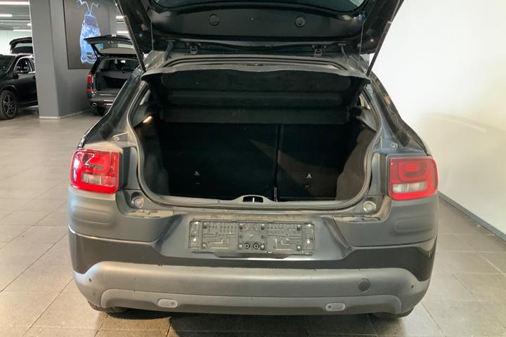 Sort Citroën C4 Cactus fra 2017
