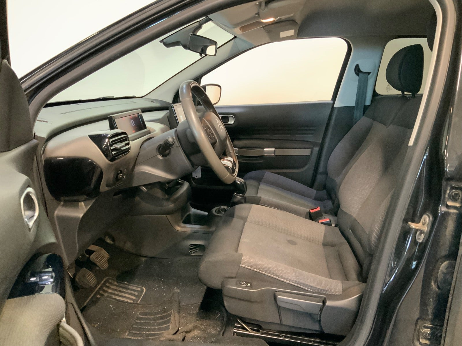 Sort Citroën C4 Cactus fra 2017