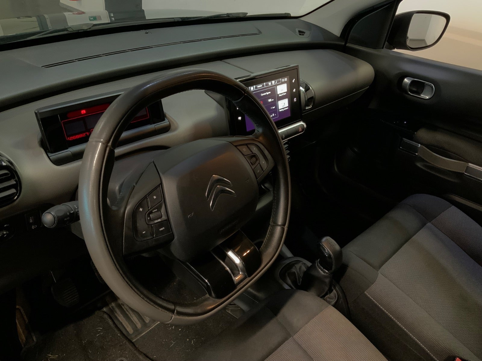 Sort Citroën C4 Cactus fra 2017