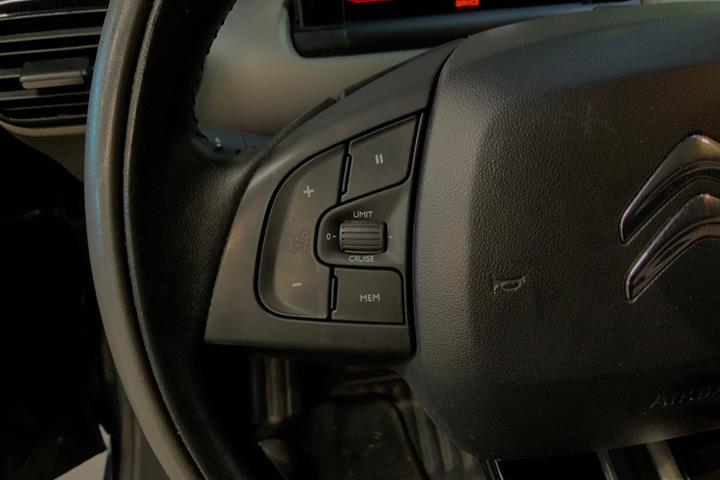Sort Citroën C4 Cactus fra 2017