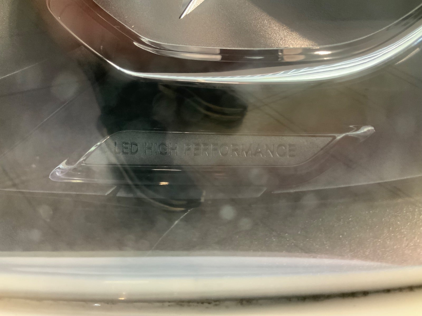 Hvid Mercedes A180 d fra 2018