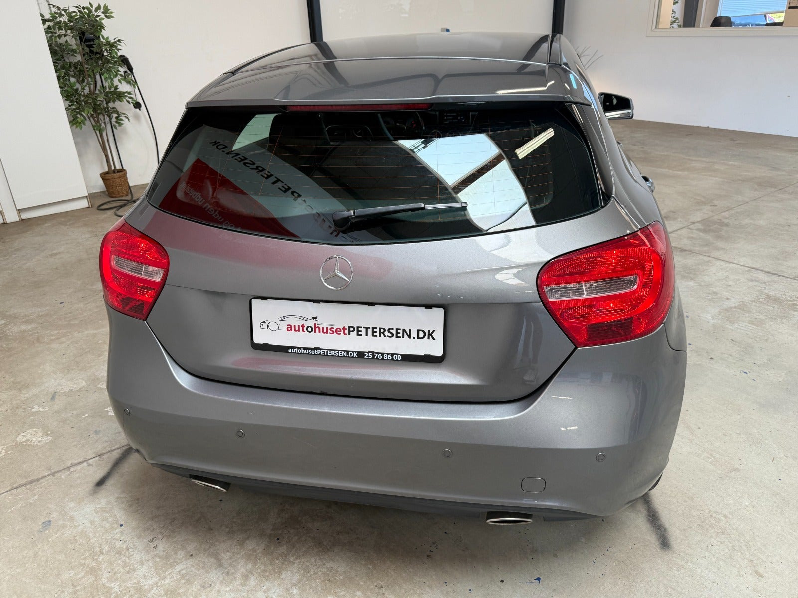 Sort Mercedes A180 fra 2013